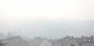 Zagađen zrak u Goraždu zbog požara na deponiji